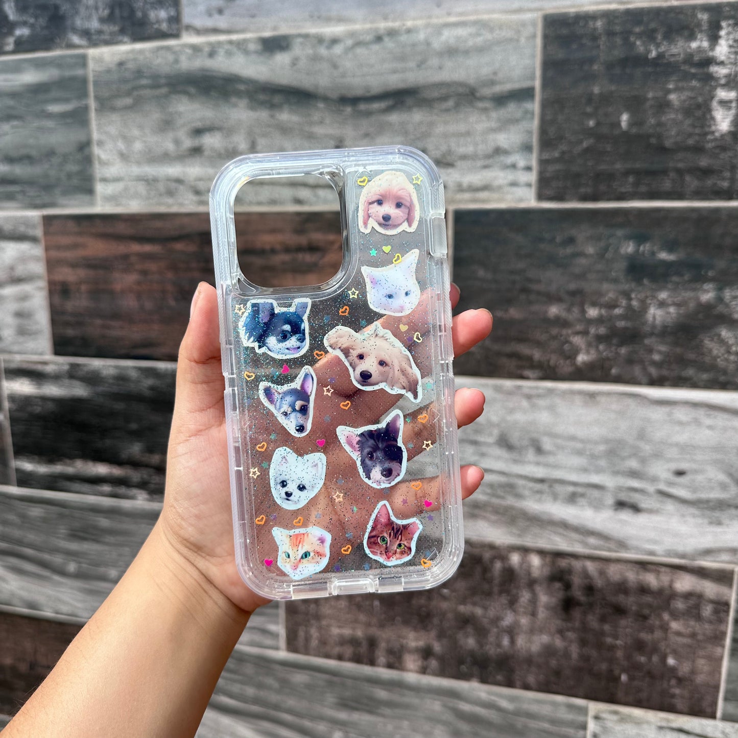 Tipo otterbox con stickers